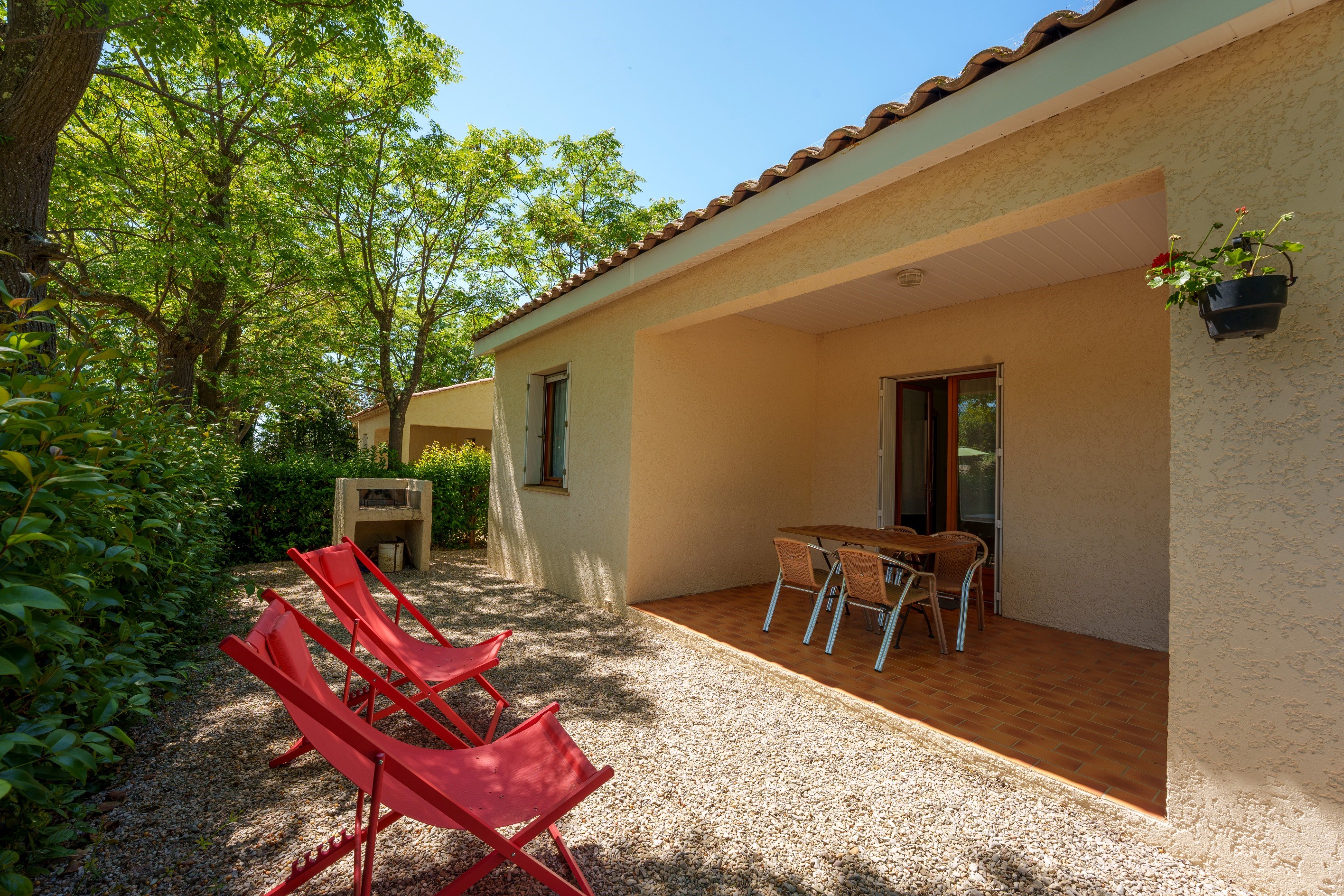  Close to the Mediterranean, a perfect family property for a tourism business... - 物件實景
