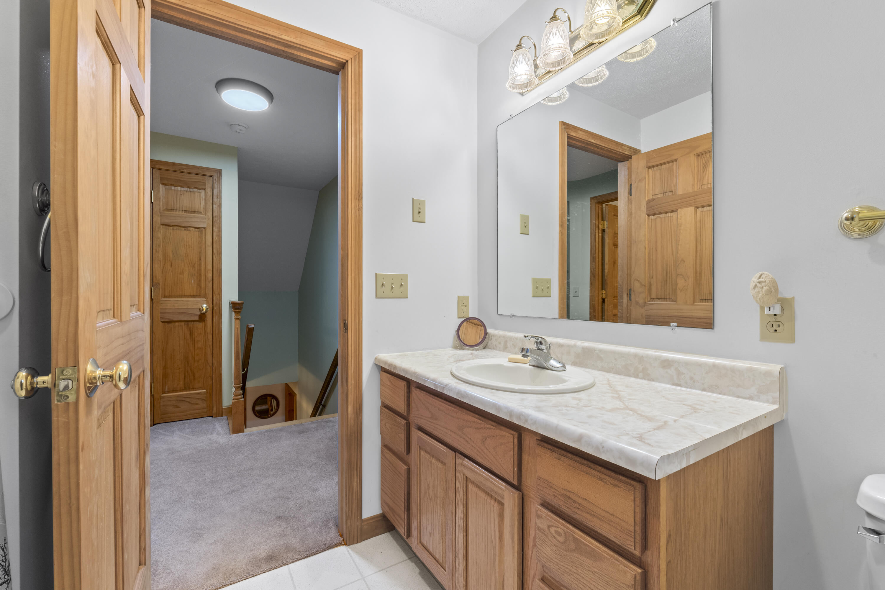 Brunswick, Maine, 04011, United States, 3 Bedrooms Bedrooms, ,3 BathroomsBathrooms,Residential,For Sale,1988184