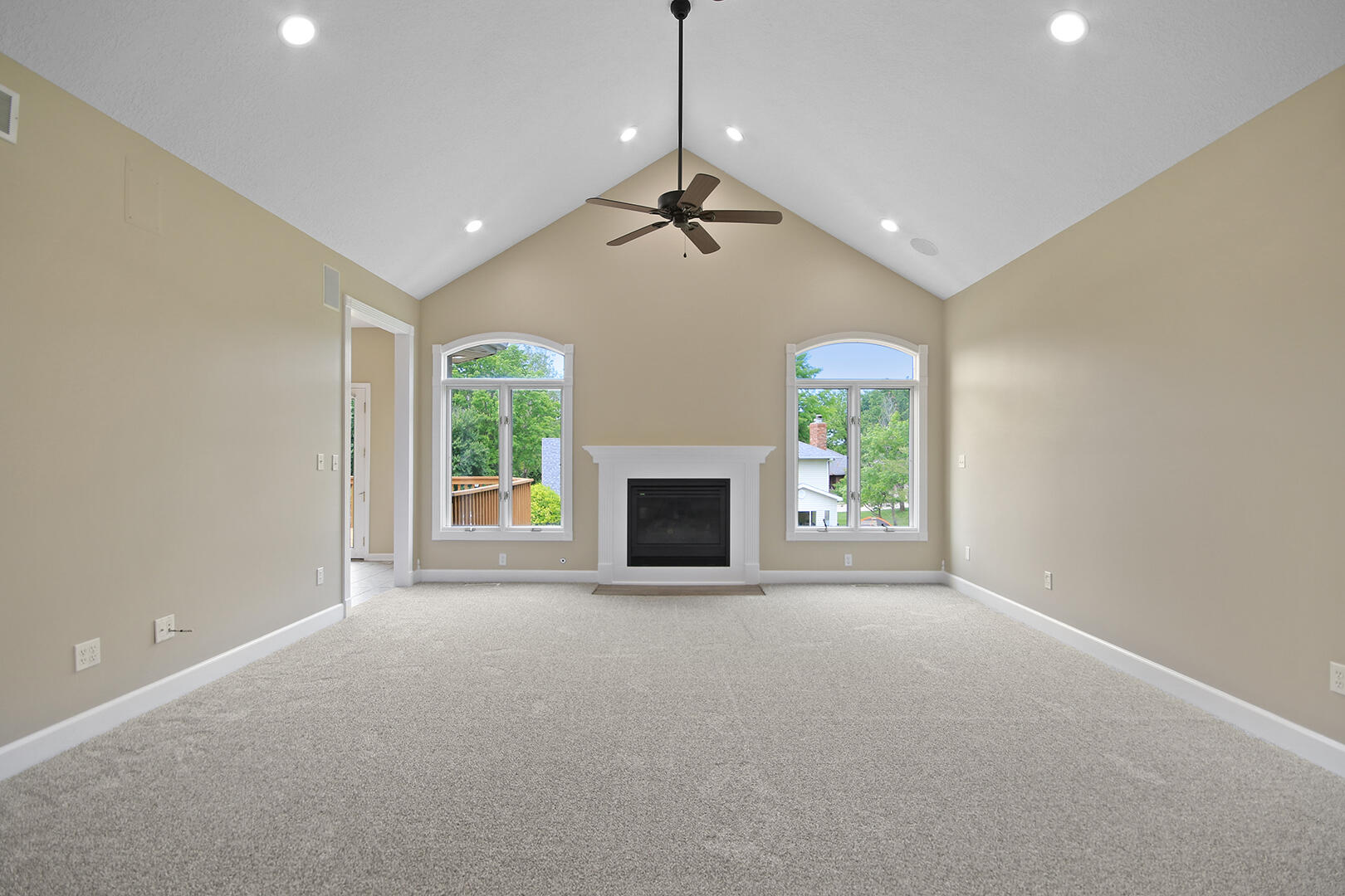 COLUMBIA, Missouri, 65203, United States, 5 Bedrooms Bedrooms, ,4 BathroomsBathrooms,Residential,For Sale,1934961