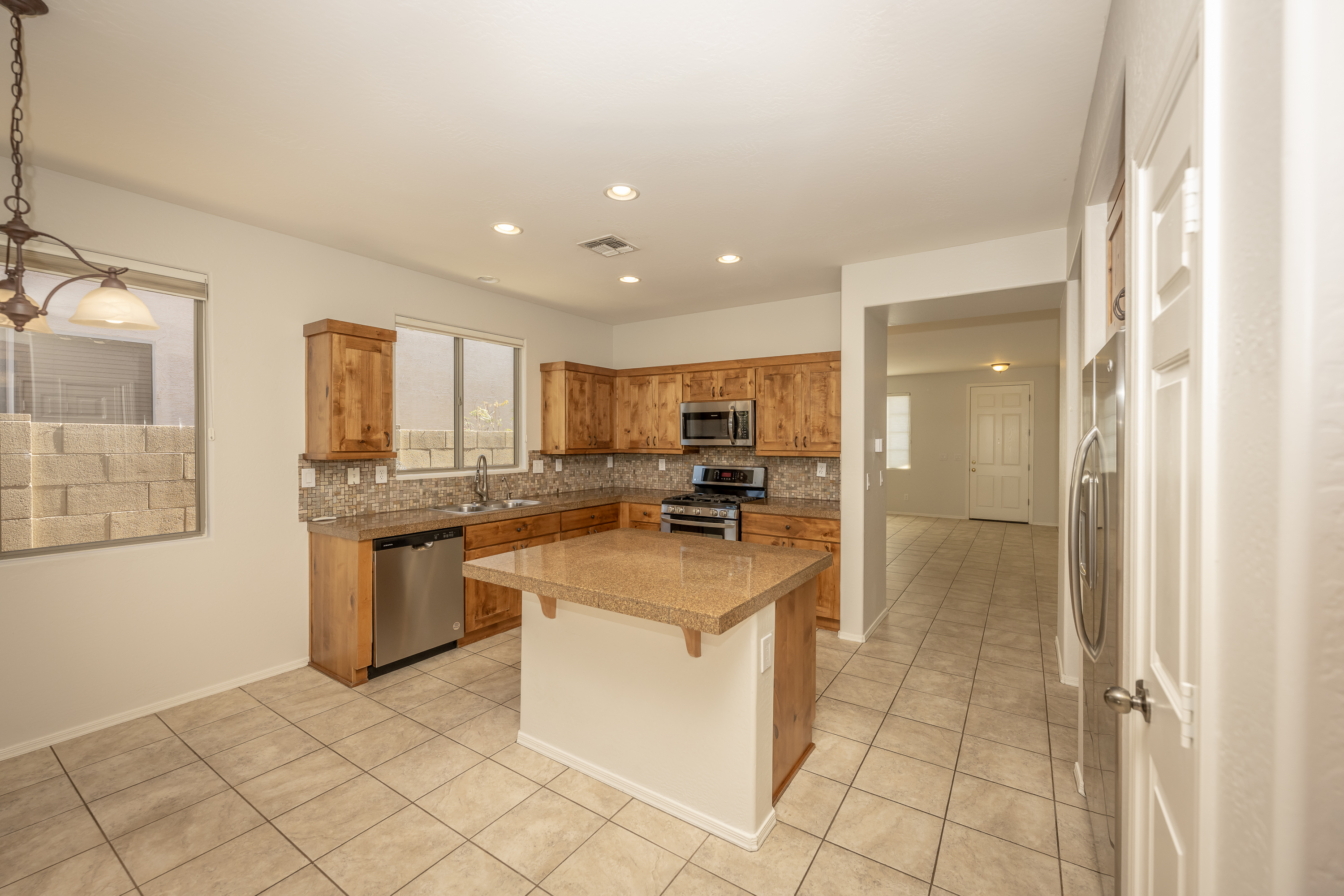 ANTHEM, Arizona, 85086, United States, 4 Bedrooms Bedrooms, ,2 BathroomsBathrooms,Residential,For Sale,1937627