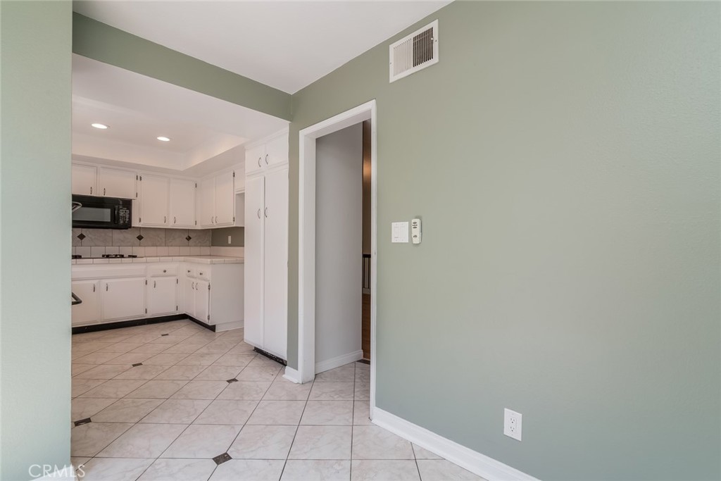 Woodland Hills, California, 91367, United States, 3 Bedrooms Bedrooms, ,3 BathroomsBathrooms,Residential,For Sale,1838011