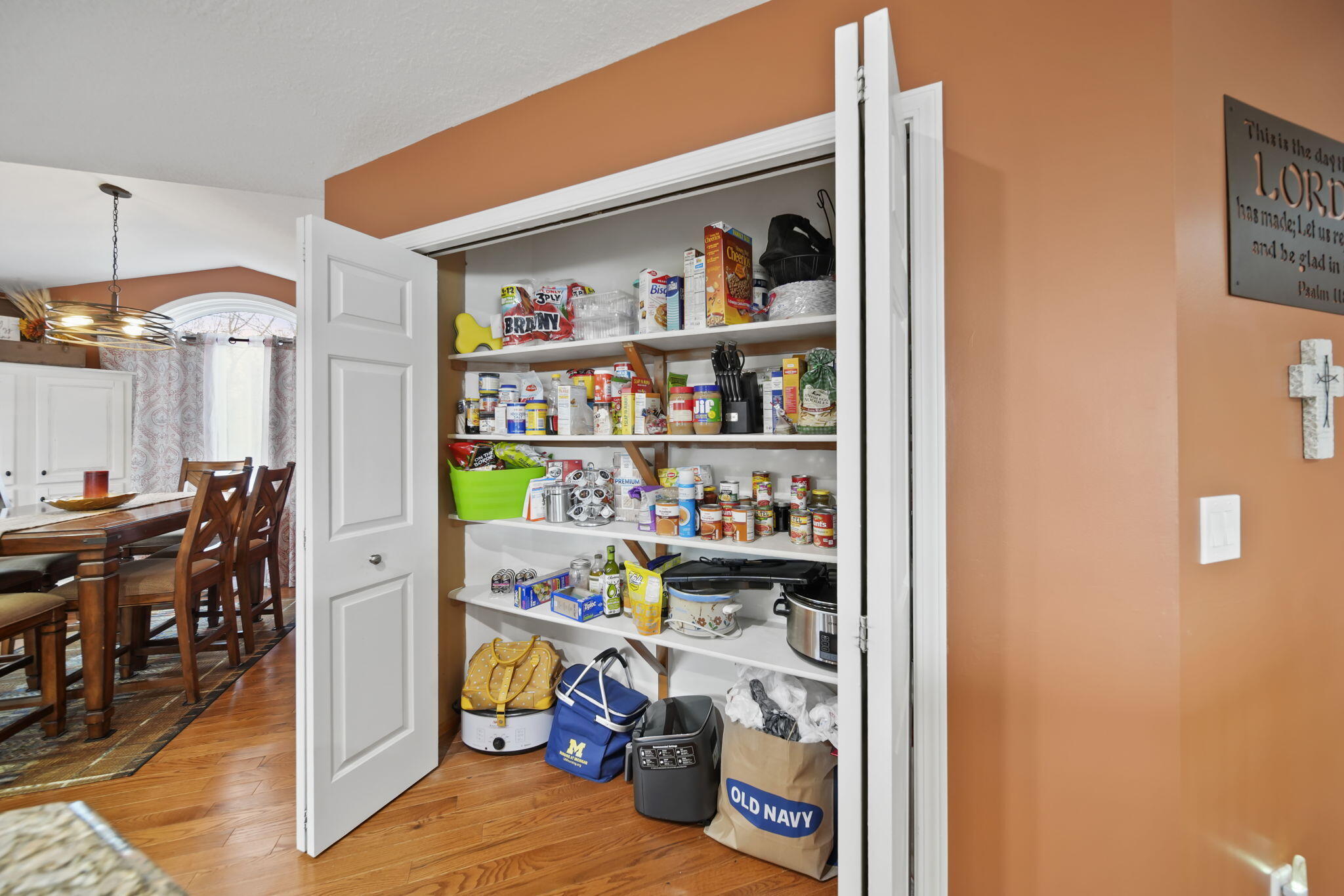 Onsted, Michigan, 49265, United States, 3 Bedrooms Bedrooms, ,3 BathroomsBathrooms,Residential,For Sale,1984603