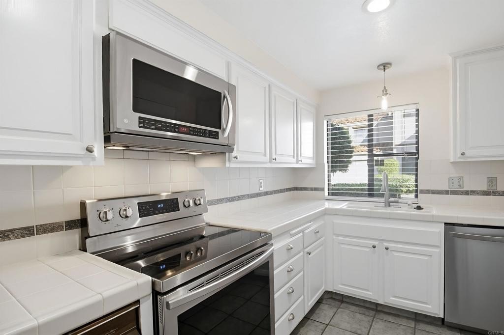 La Mesa, California, 91942, United States, 2 Bedrooms Bedrooms, ,2 BathroomsBathrooms,Residential,For Sale,1991099