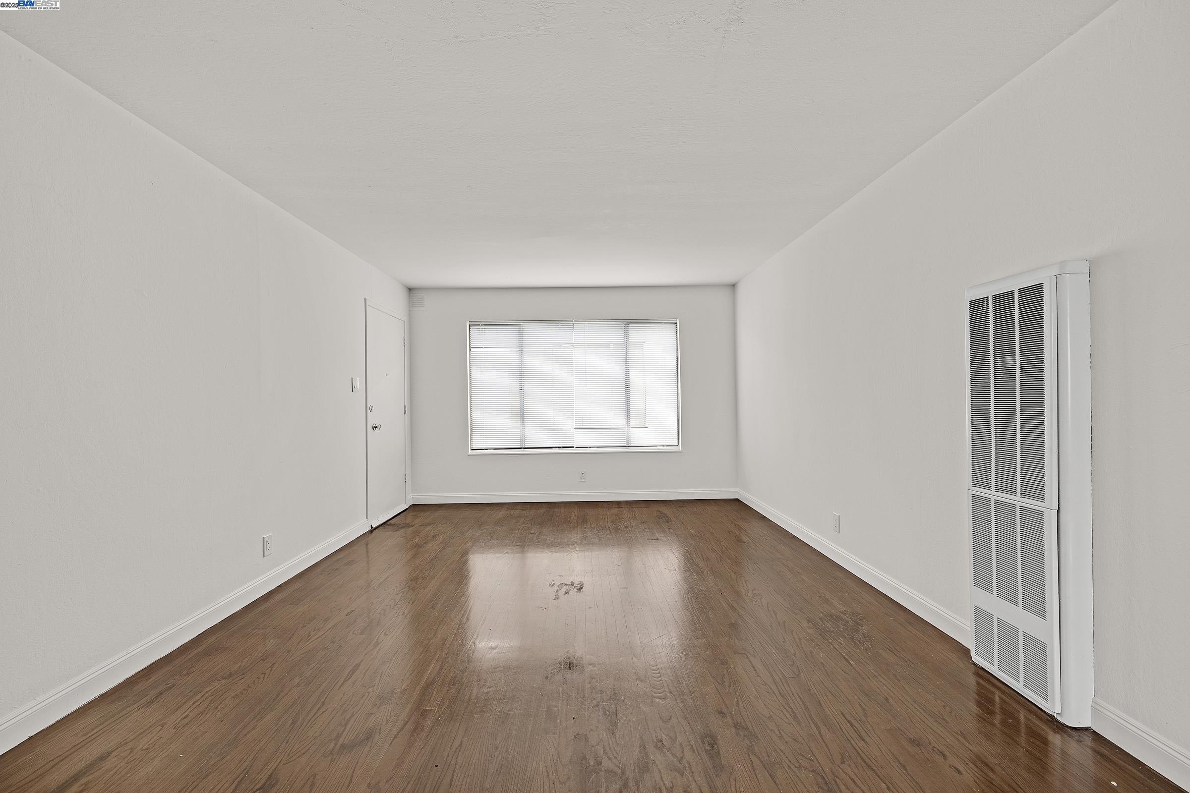 Oakland, California, 94605, United States, ,Residential,For Sale,2003092