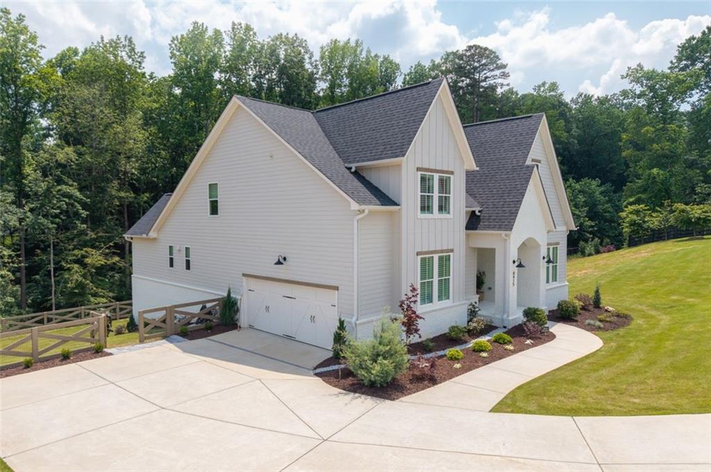 Gainesville, Georgia, 30506, United States, 5 Bedrooms Bedrooms, ,5 BathroomsBathrooms,Residential,For Sale,1846950