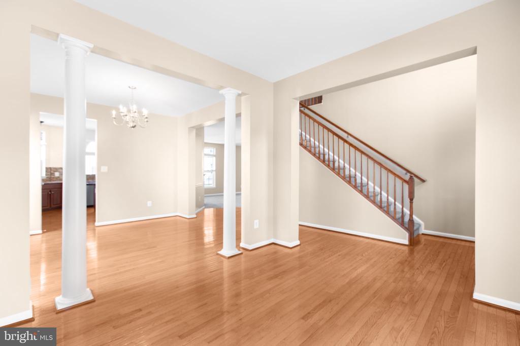 Fredericksburg, Virginia, 22407, United States, 4 Bedrooms Bedrooms, ,4 BathroomsBathrooms,Residential,For Sale,1883172