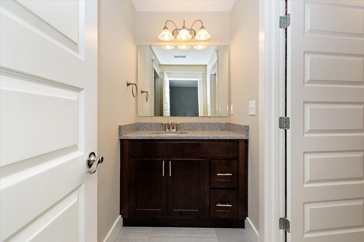 Nashville, Tennessee, 37209, United States, 3 Bedrooms Bedrooms, ,3 BathroomsBathrooms,Residential,For Sale,1837911