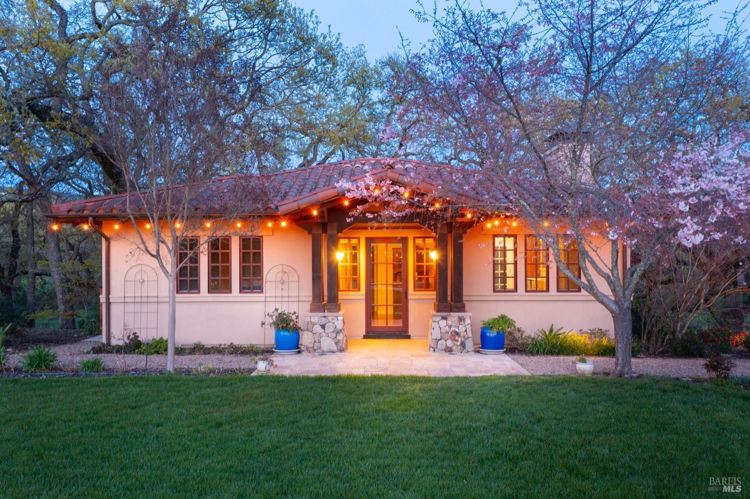 Napa, California, 94558, United States, 8 Bedrooms Bedrooms, ,9 BathroomsBathrooms,Residential,For Sale,1729911