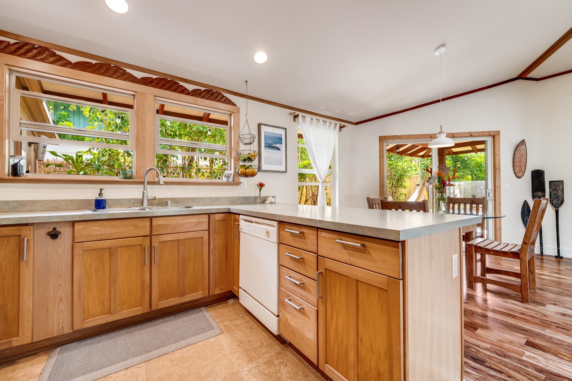 Paia, Hawaii, 96779, United States, 3 Bedrooms Bedrooms, ,2 BathroomsBathrooms,Residential,For Sale,1828199