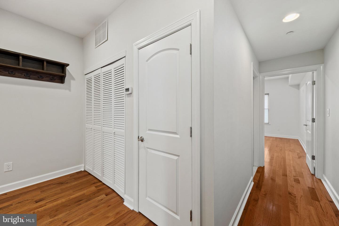 Philadelphia, Pennsylvania, 19146, United States, 3 Bedrooms Bedrooms, ,2 BathroomsBathrooms,Residential,For Sale,1949771