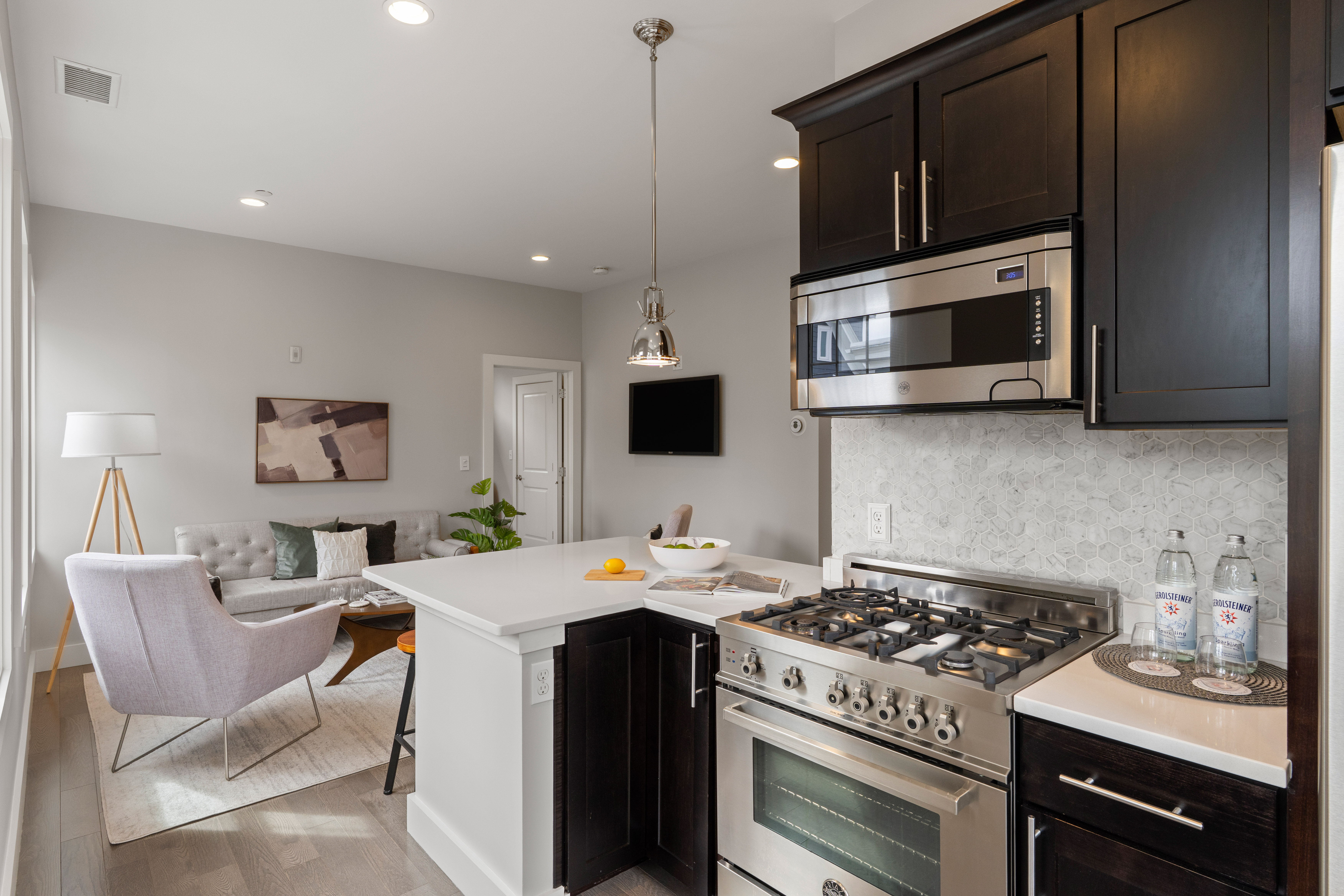 57 Pitman St, Somerville, MA, 02143 - 物件實景