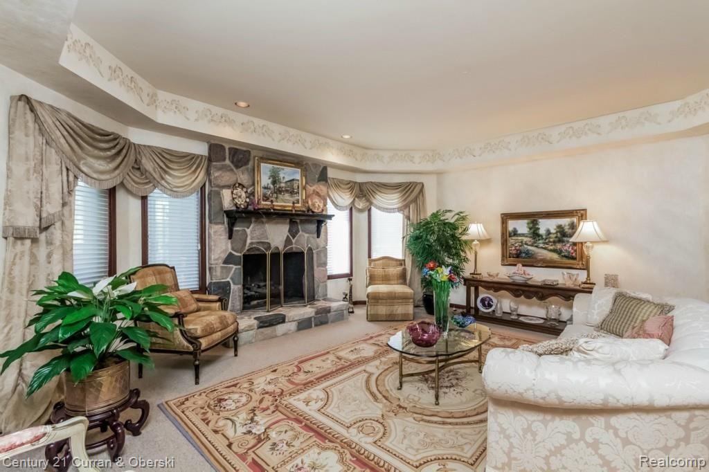 Farmington Hills, Michigan, 48331, United States, 6 Bedrooms Bedrooms, ,7 BathroomsBathrooms,Residential,For Sale,1981472