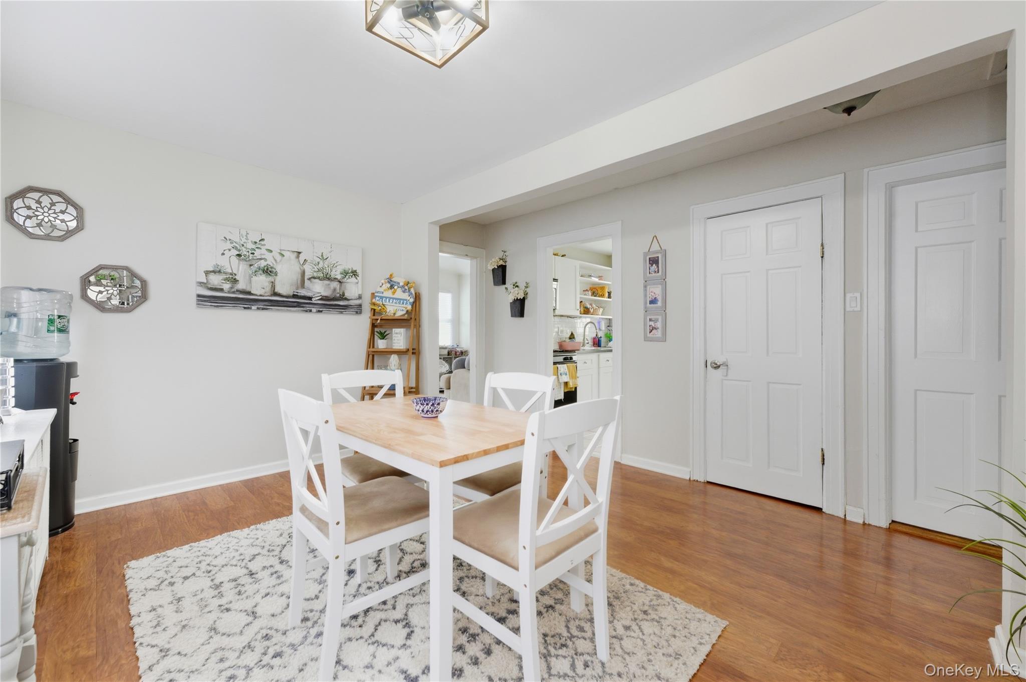 Long Beach, New York, 11561, United States, 3 Bedrooms Bedrooms, ,2 BathroomsBathrooms,Residential,For Sale,1991269