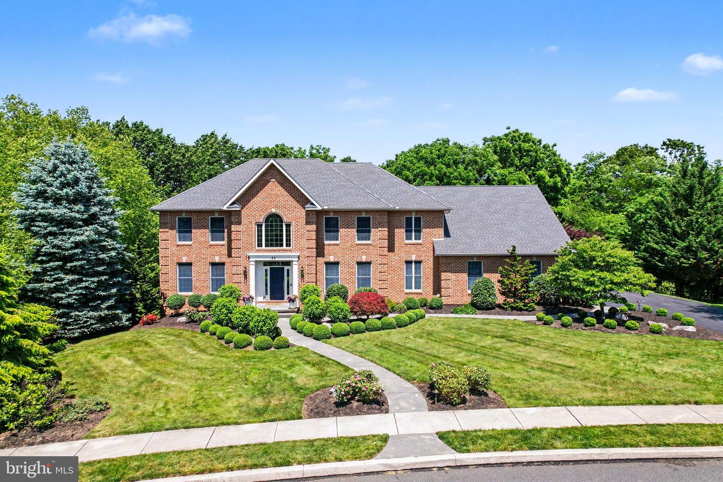 MECHANICSBURG, Pennsylvania, 17055, United States, 6 Bedrooms Bedrooms, ,6 BathroomsBathrooms,Residential,For Sale,2048271