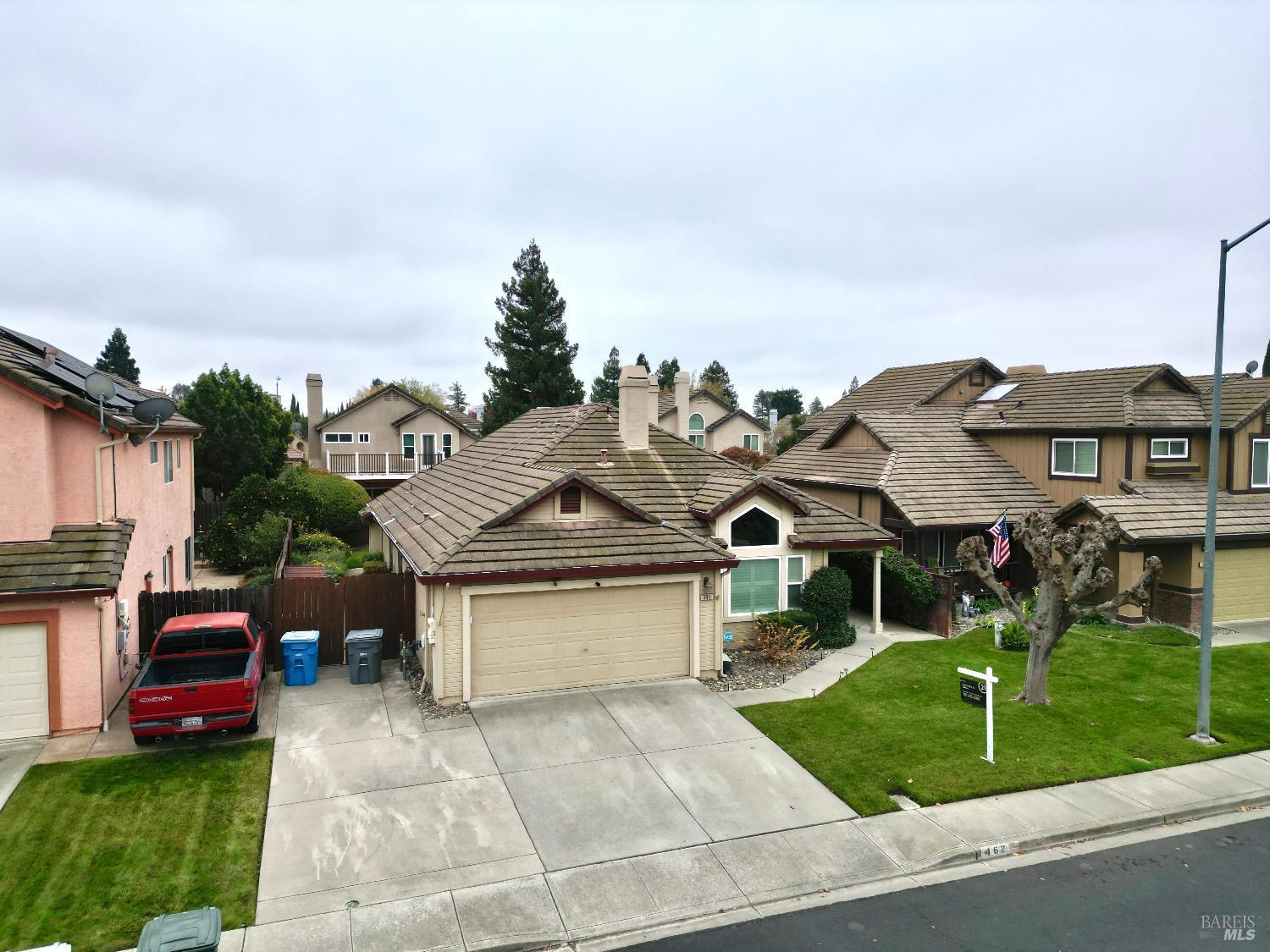 Vacaville, California, 95687, United States, 3 Bedrooms Bedrooms, ,2 BathroomsBathrooms,Residential,For Sale,1998068