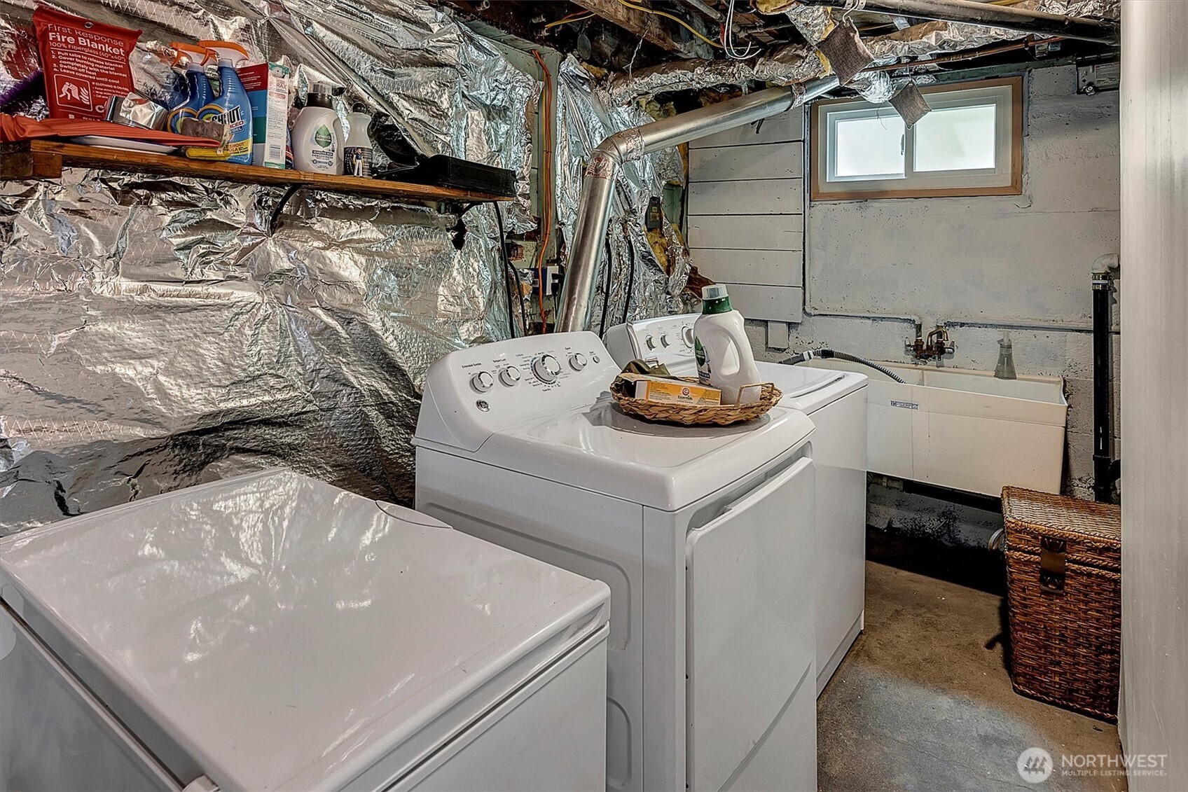 Seattle, Washington, 98108, United States, 4 Bedrooms Bedrooms, ,2 BathroomsBathrooms,Residential,For Sale,1912316