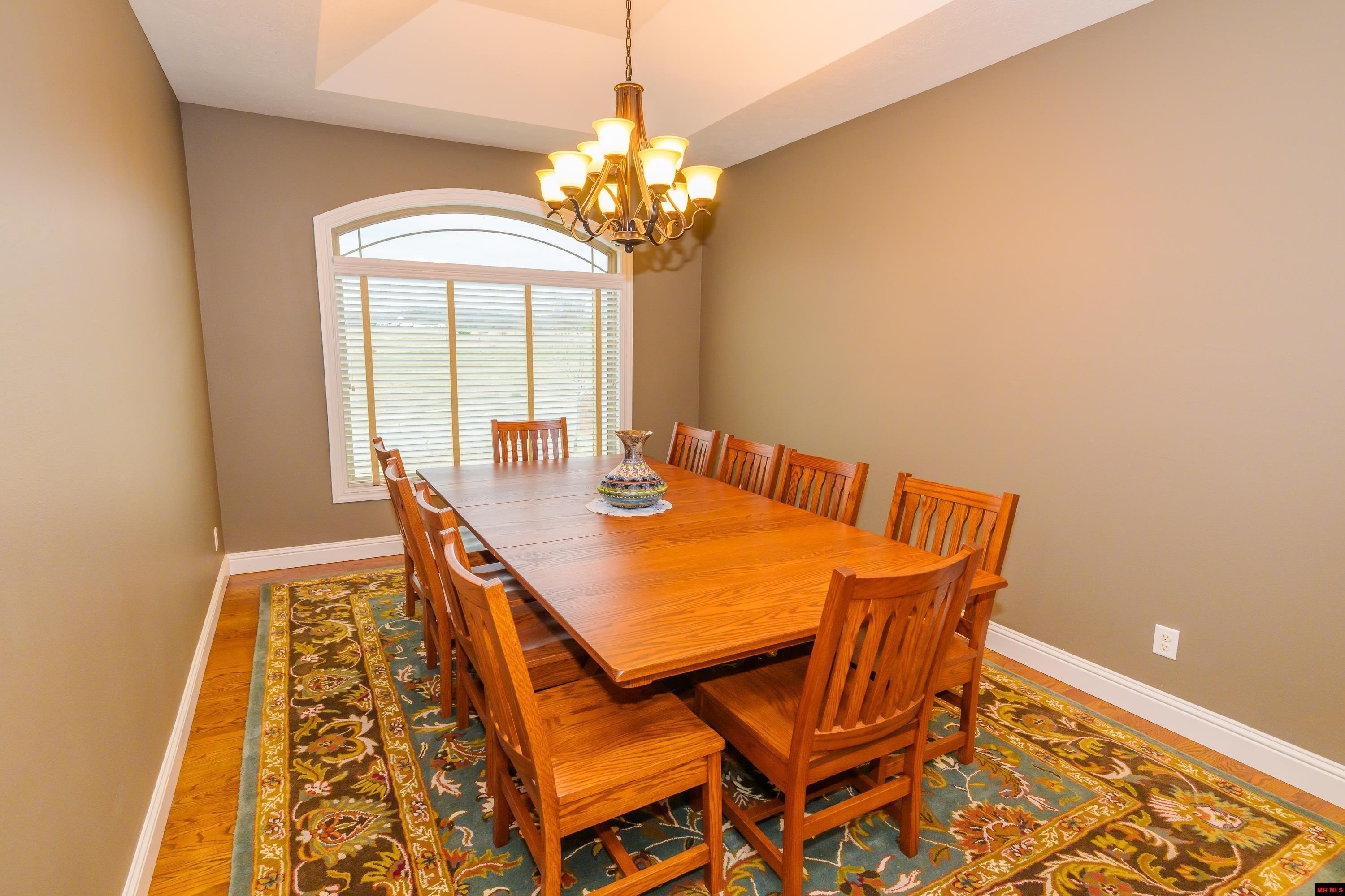 Mountain Home, Arkansas, 72653, United States, 3 Bedrooms Bedrooms, ,2 BathroomsBathrooms,Residential,For Sale,2033184