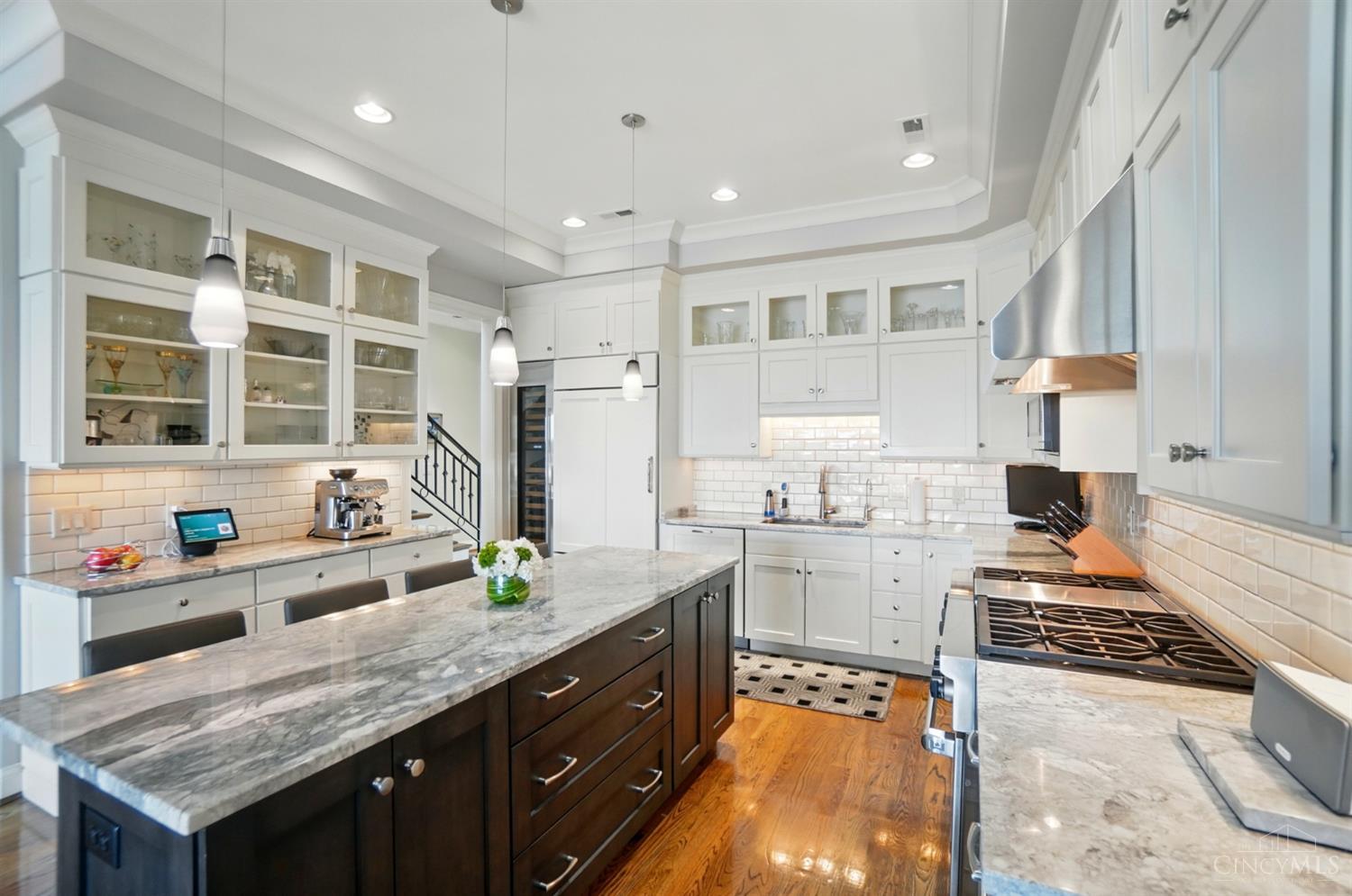 Cincinnati, Ohio, 45202, United States, 3 Bedrooms Bedrooms, ,4 BathroomsBathrooms,Residential,For Sale,1850372