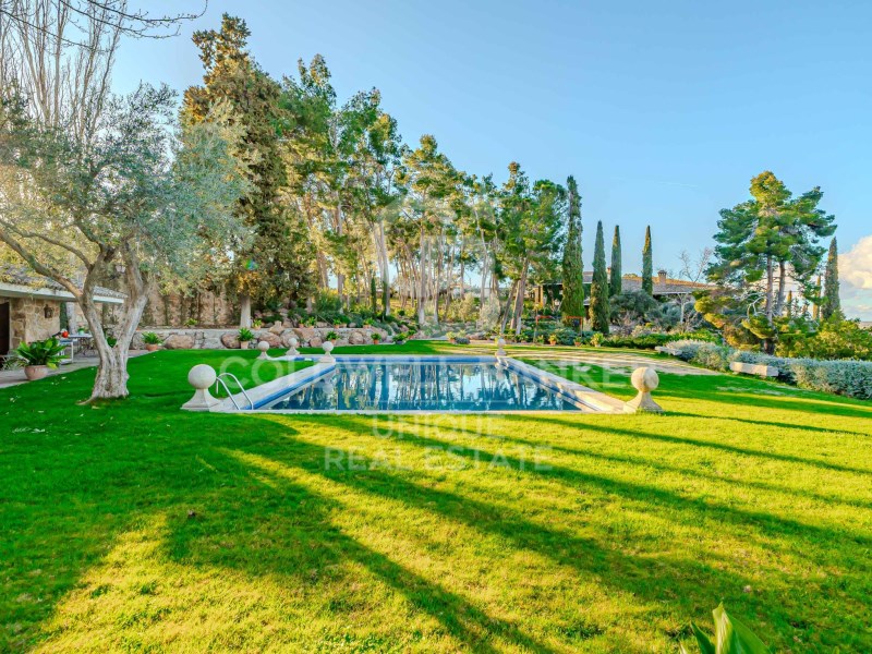 Toledo, Toledo, Los Cigarrales-La Bastida Toledo, Toledo, Castile-La Mancha, ES, 7 Bedrooms Bedrooms, ,7 BathroomsBathrooms,Residential,For Sale,Toledo, Toledo, Los Cigarrales-La Bastida Toledo, ,1619928