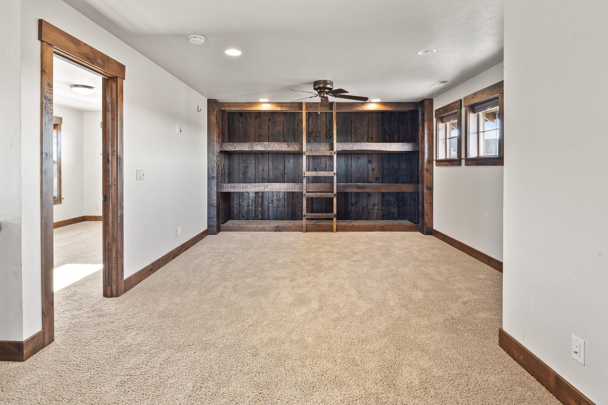 Powell Butte, Oregon, 97753, United States, 4 Bedrooms Bedrooms, ,3 BathroomsBathrooms,Residential,For Sale,1973893