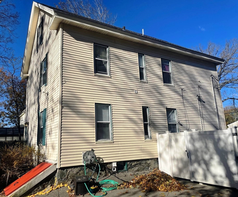 Mansfield, Massachusetts, 02048, United States, 6 Bedrooms Bedrooms, ,2 BathroomsBathrooms,Residential,For Sale,1988078