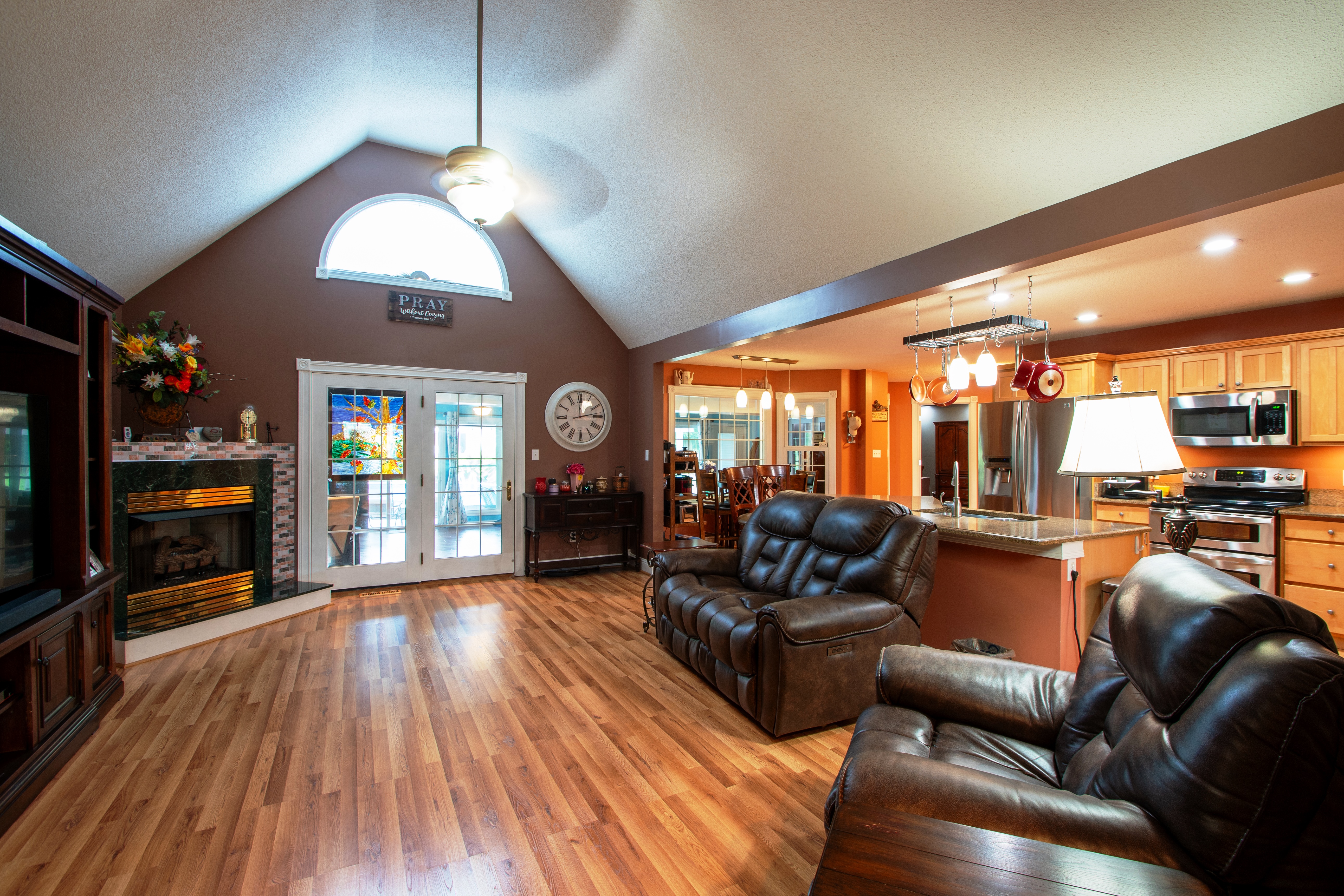 Paducah, Kentucky, 42003, United States, 4 Bedrooms Bedrooms, ,2 BathroomsBathrooms,Residential,For Sale,1974262