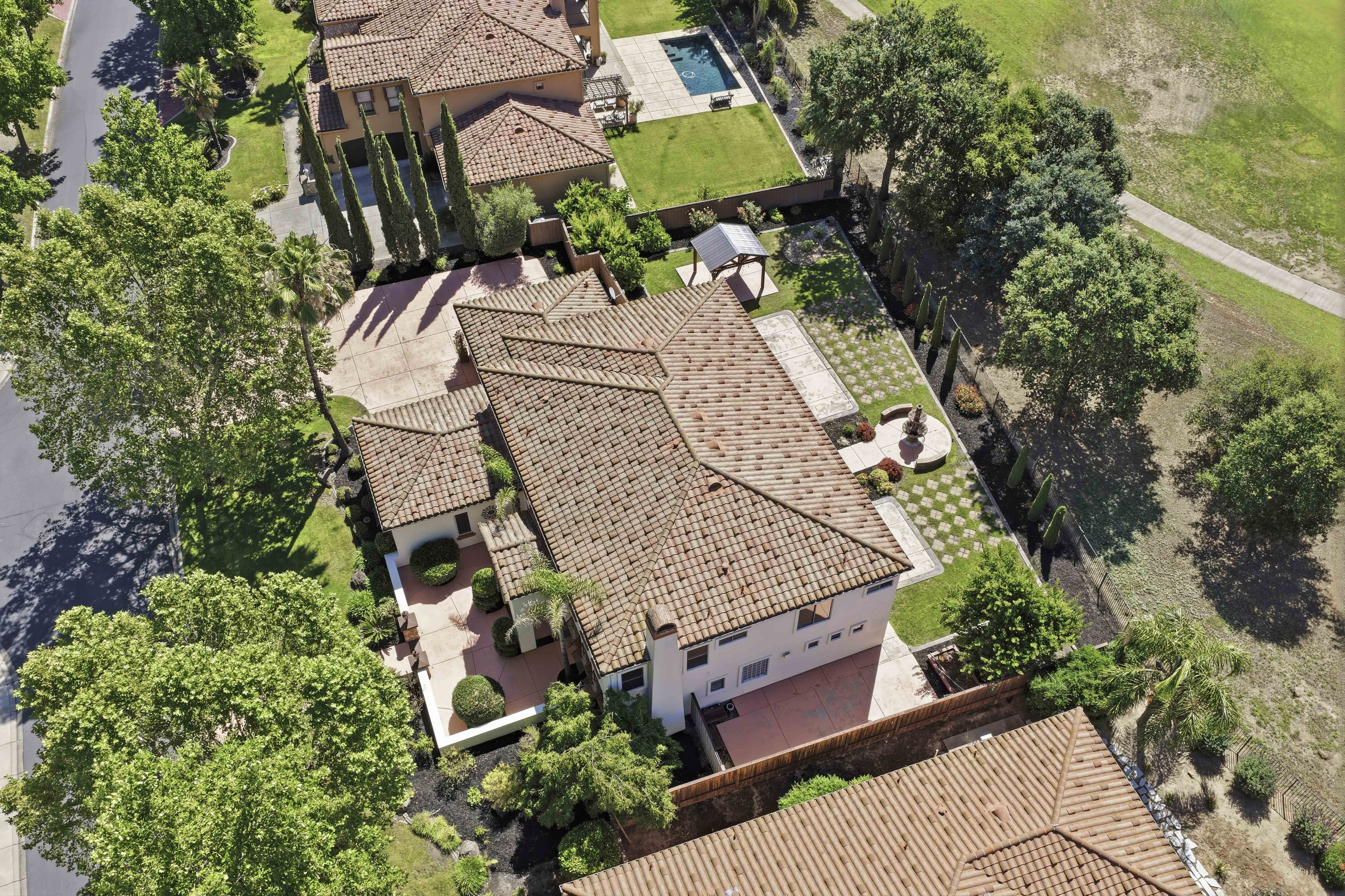  8587 Indianwood Lane, Roseville, CA 95747 - 物件實景