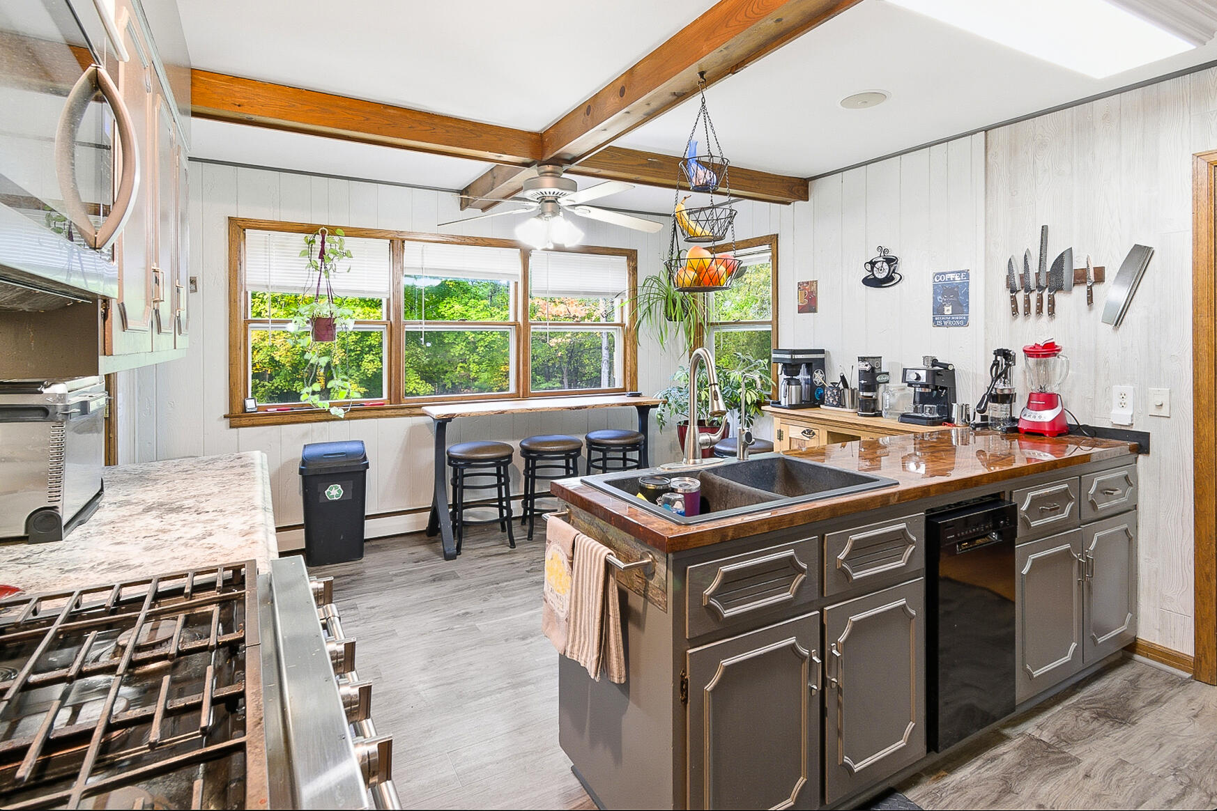 Jefferson, Wisconsin, 53549, United States, 4 Bedrooms Bedrooms, ,2 BathroomsBathrooms,Residential,For Sale,1973075