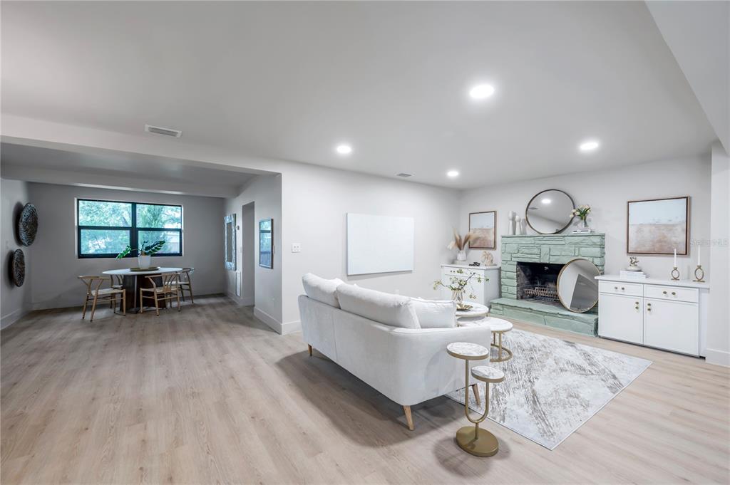Tampa, Florida, 33629, United States, 4 Bedrooms Bedrooms, ,3 BathroomsBathrooms,Residential,For Sale,1906896
