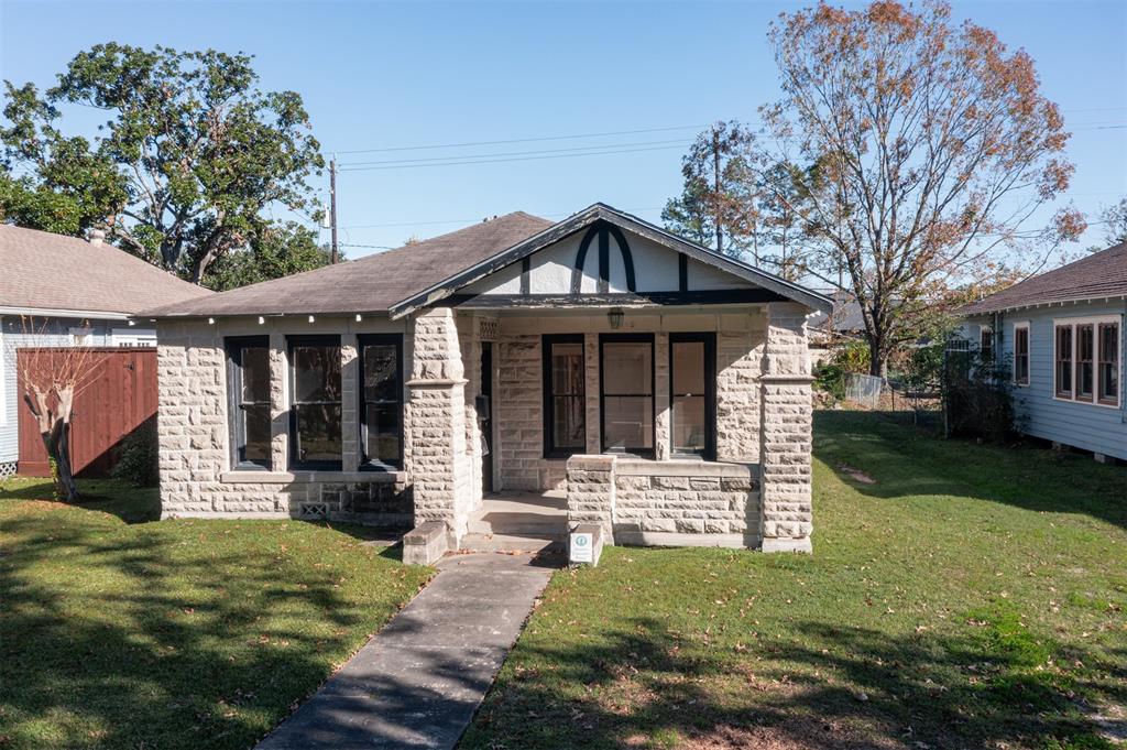 Houston, Texas, 77008, United States, 2 Bedrooms Bedrooms, ,1 BathroomBathrooms,Residential,For Sale,1829553