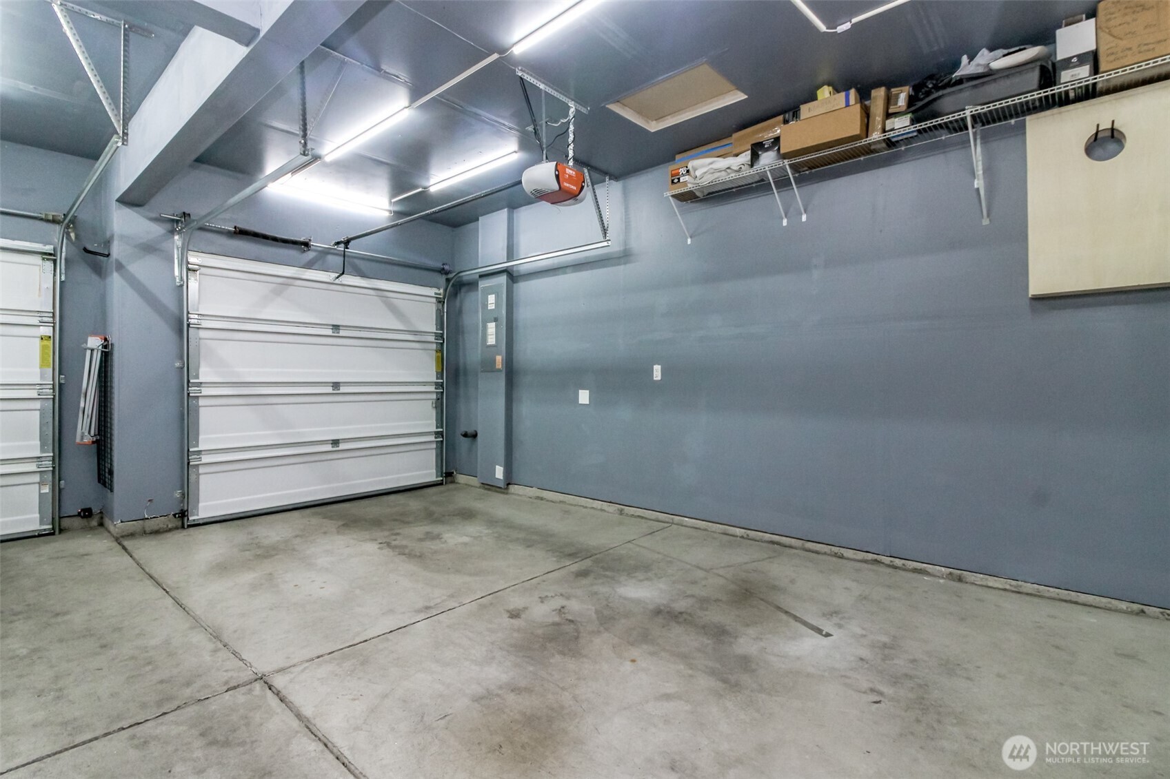 Puyallup, Washington, 98373, United States, 3 Bedrooms Bedrooms, ,3 BathroomsBathrooms,Residential,For Sale,1979459