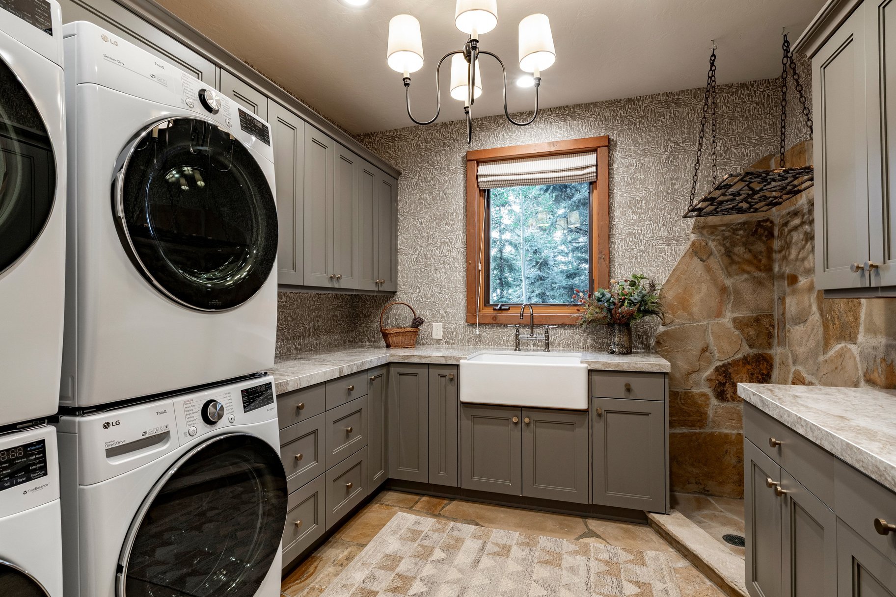  Mountain Transitional Legacy Ski Home in Gated Upper Deer Valley Community - 物件實景