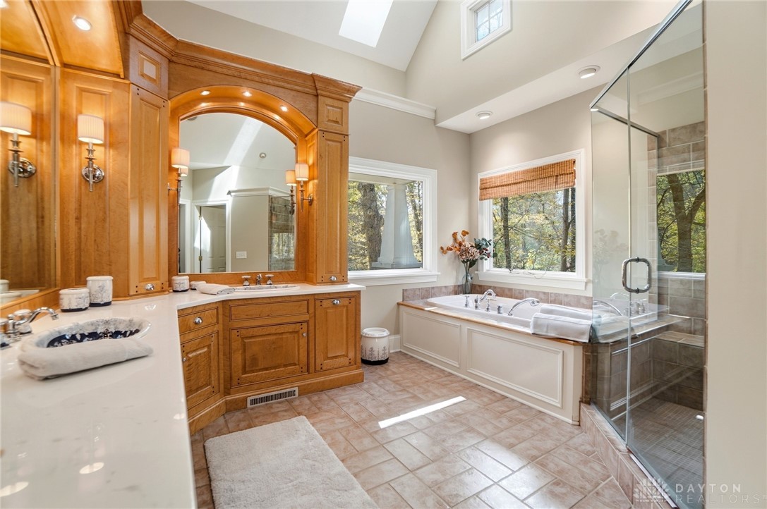 Bellbrook, Ohio, 45305, United States, 4 Bedrooms Bedrooms, ,4 BathroomsBathrooms,Residential,For Sale,1989016