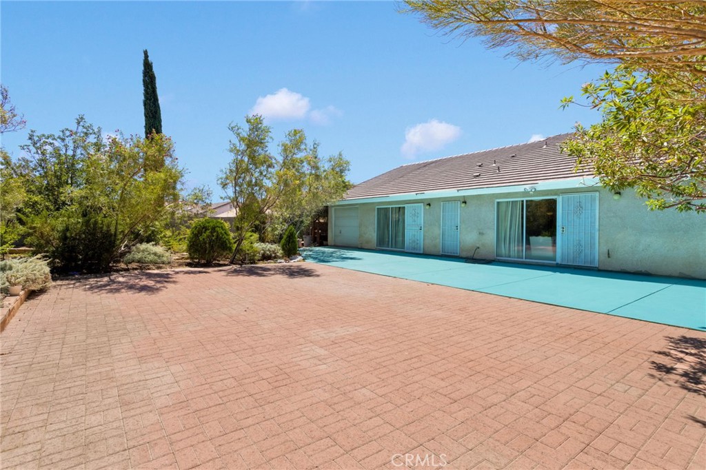 Apple Valley, California, 92308, United States, 5 Bedrooms Bedrooms, ,4 BathroomsBathrooms,Residential,For Sale,1941595