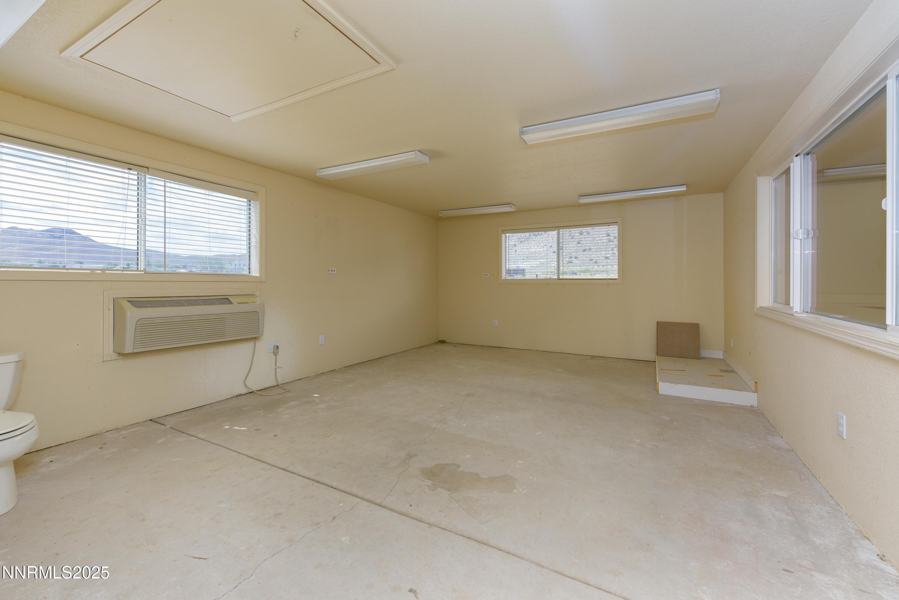 Smith Valley, Nevada, 89444, United States, 3 Bedrooms Bedrooms, ,2 BathroomsBathrooms,Residential,For Sale,2001977