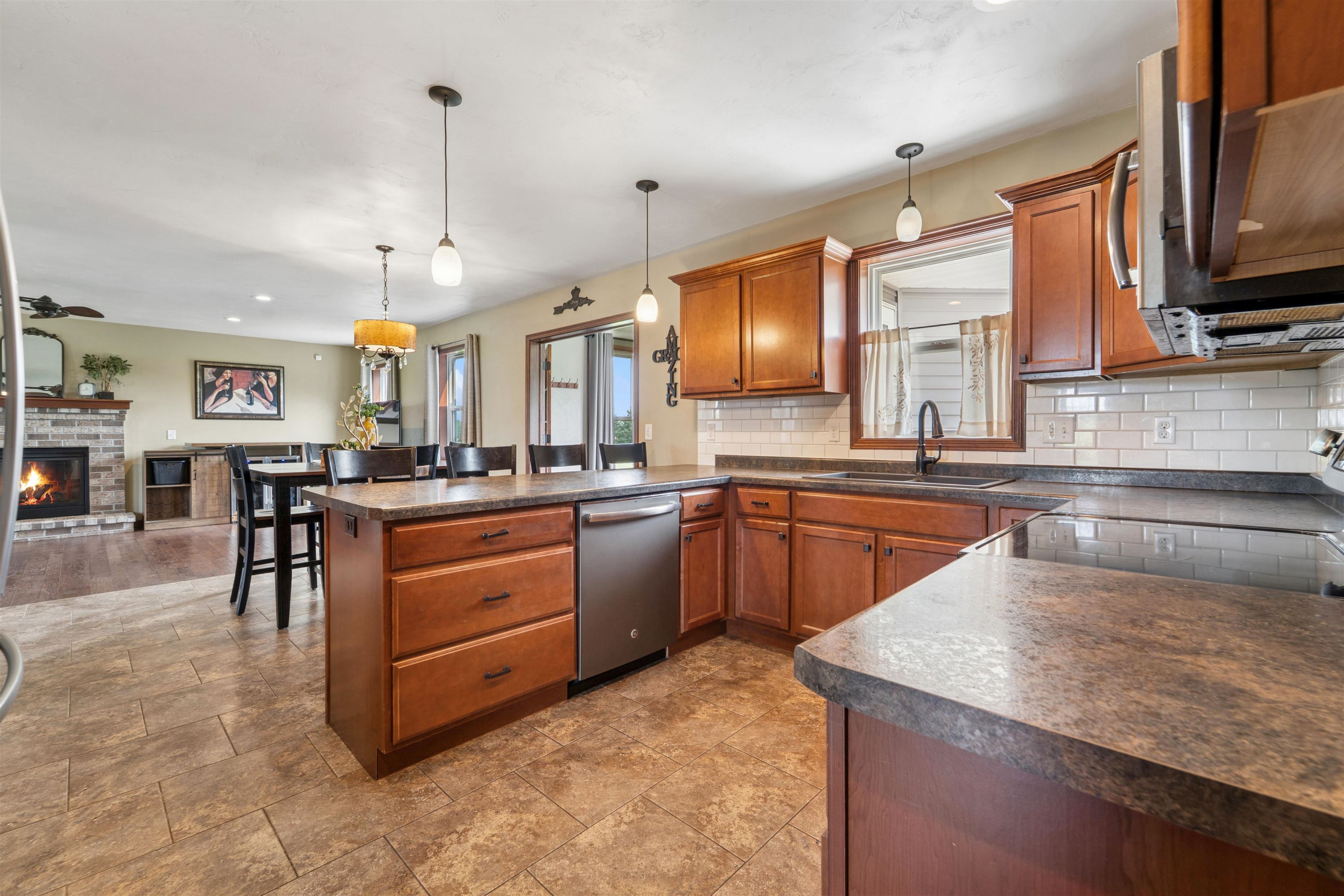 SHIOCTON, Wisconsin, 54170, United States, 4 Bedrooms Bedrooms, ,3 BathroomsBathrooms,Residential,For Sale,1912677