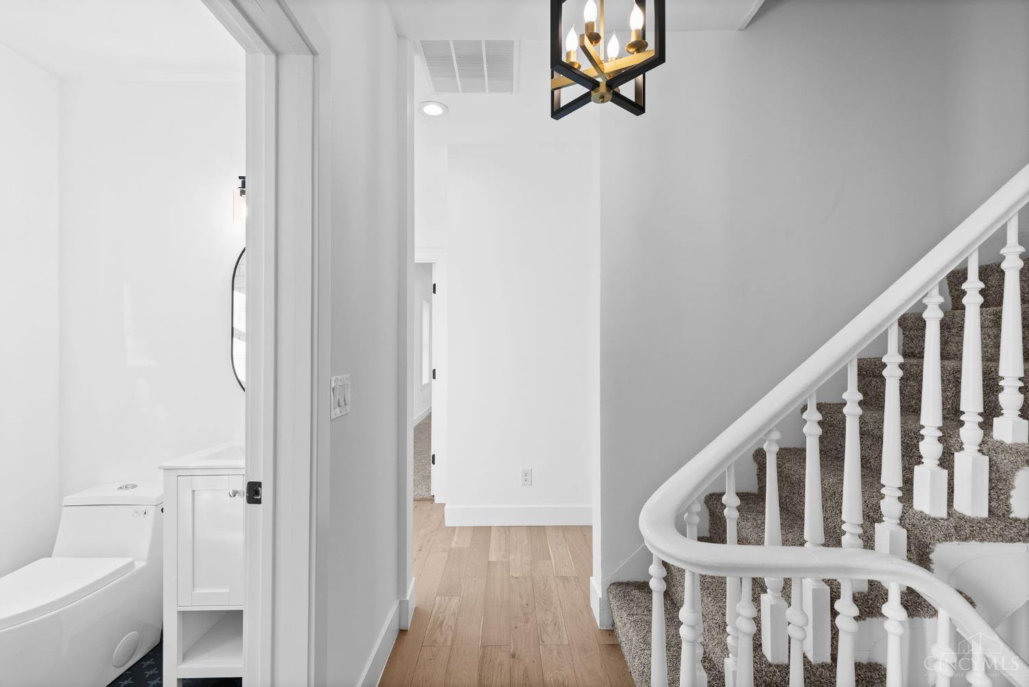 Cincinnati, Ohio, 45207, United States, 3 Bedrooms Bedrooms, ,3 BathroomsBathrooms,Residential,For Sale,1993082