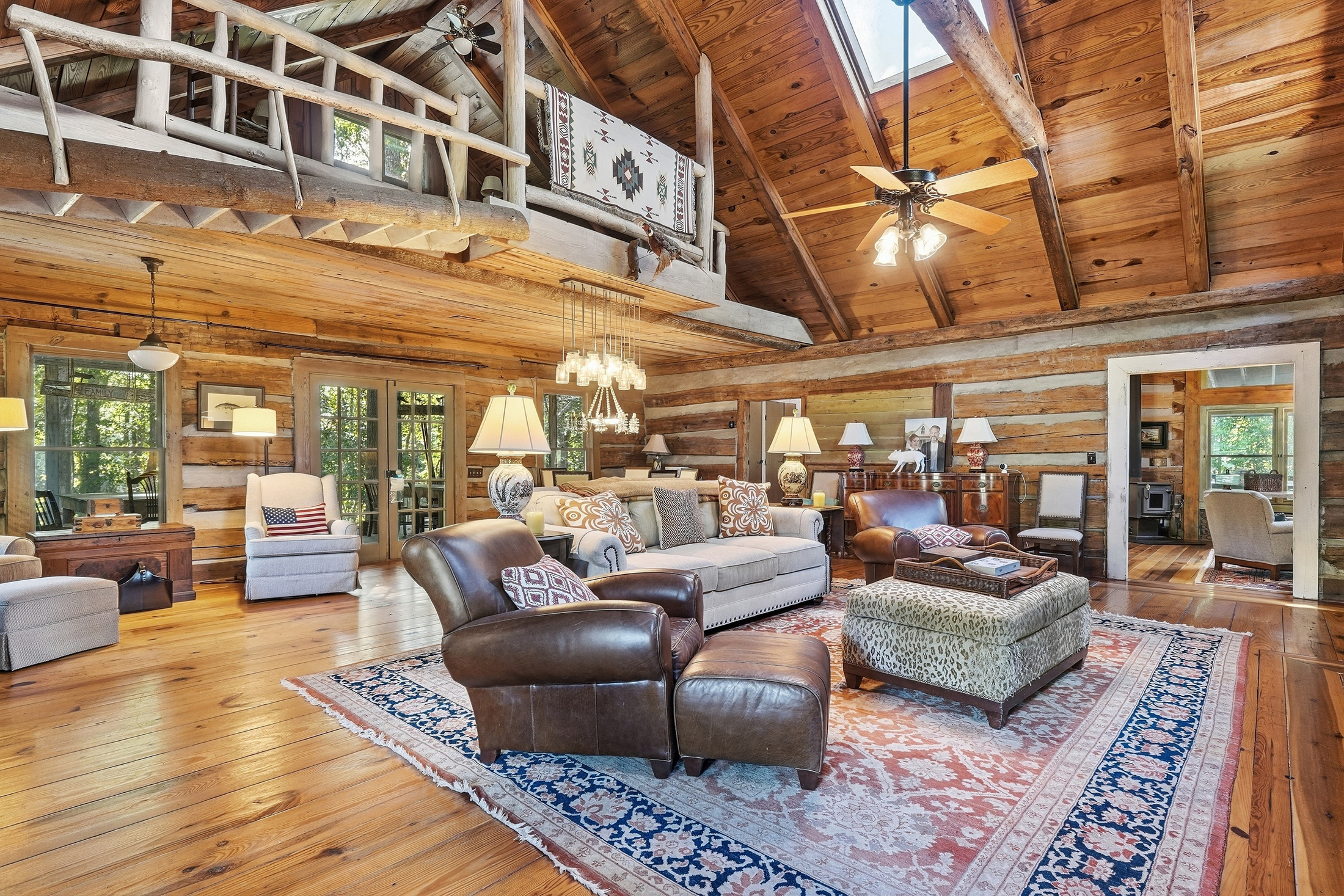  Exquisite 77.5 +/- Acre Private Retreat With Modern Rustic Elegance - 物件實景