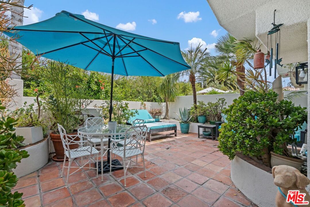 Malibu, California, 90265, United States, 3 Bedrooms Bedrooms, ,3 BathroomsBathrooms,Residential,For Sale,1807651