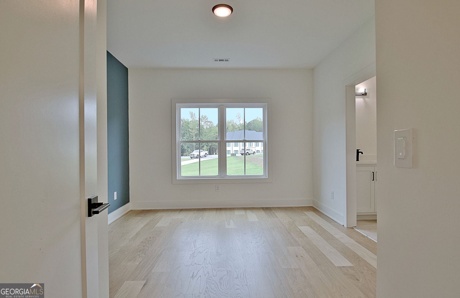 Tyrone, Georgia, 30290, United States, 6 Bedrooms Bedrooms, ,6 BathroomsBathrooms,Residential,For Sale,1859039