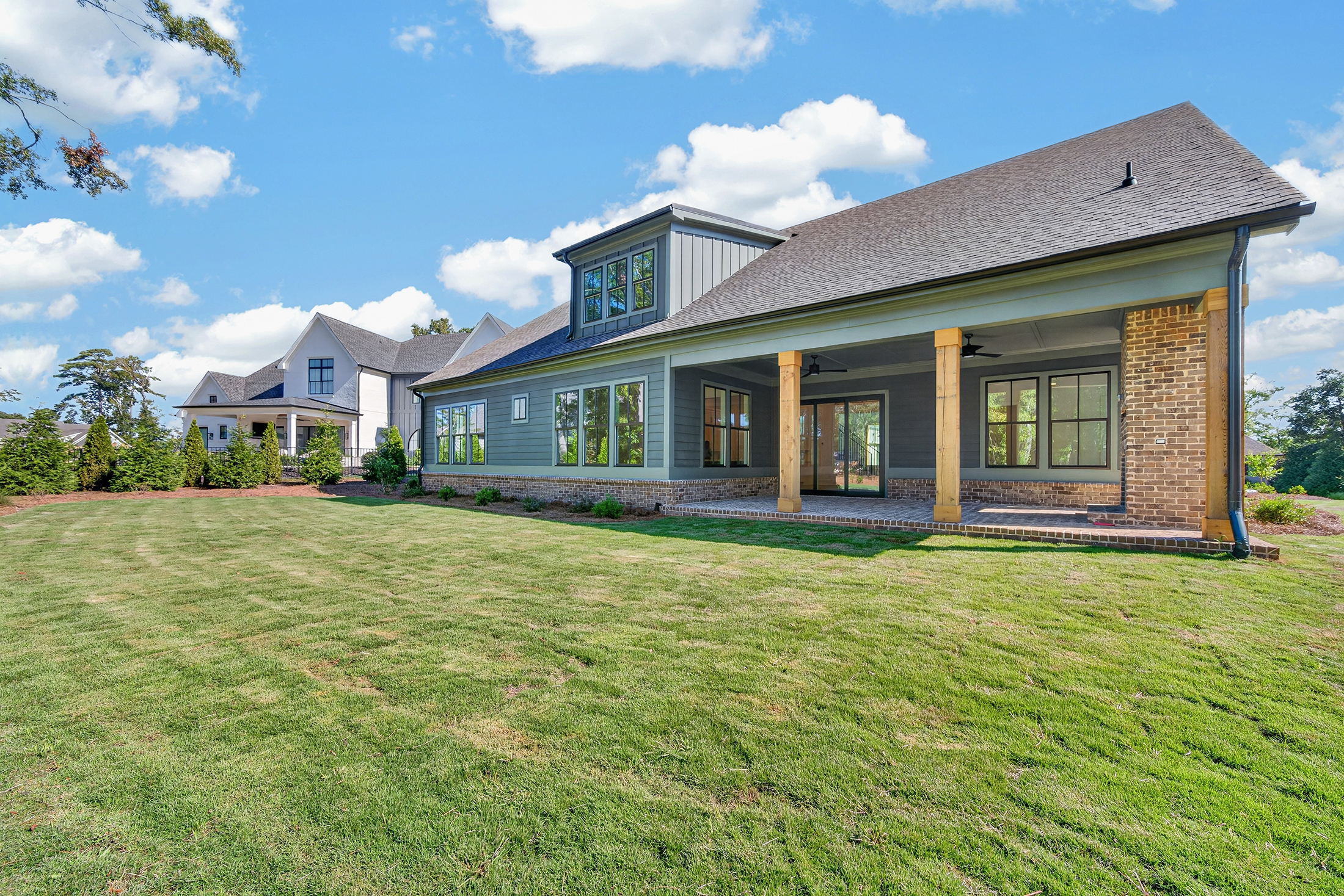  Stunning New Home by Green Park Homes in Sought-after Cuscowilla Community - 物件實景
