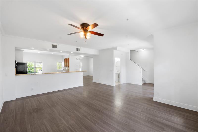 Pompano Beach, Florida, 33060, United States, 4 Bedrooms Bedrooms, ,4 BathroomsBathrooms,Residential,For Sale,1932389