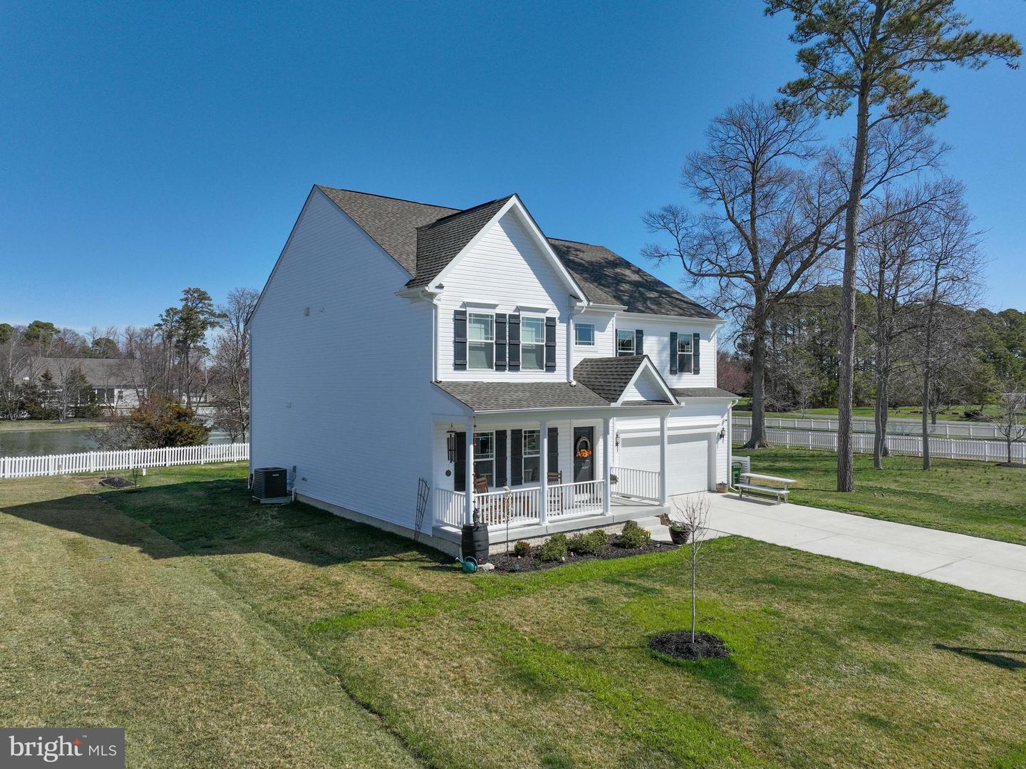 Tilghman, Maryland, 21671, United States, 5 Bedrooms Bedrooms, ,4 BathroomsBathrooms,Residential,For Sale,1753094