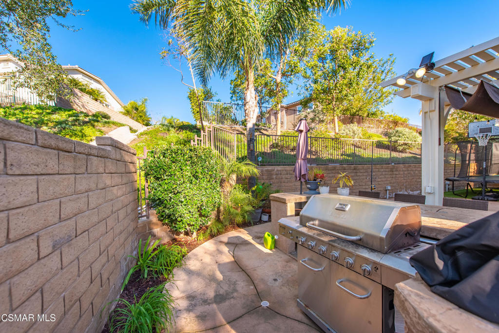 Simi Valley, California, 93063, United States, 5 Bedrooms Bedrooms, ,4 BathroomsBathrooms,Residential,For Sale,2006008