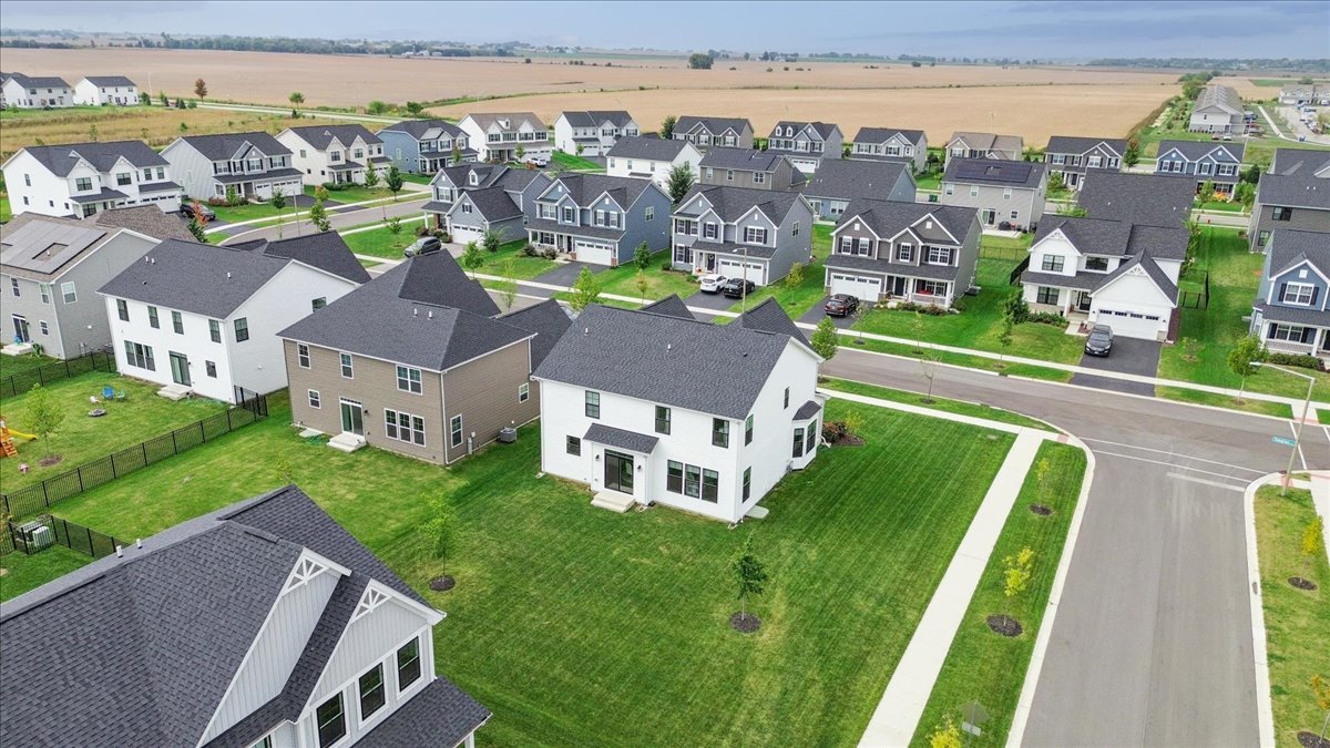 Plainfield, Illinois, 60544, United States, 3 Bedrooms Bedrooms, ,3 BathroomsBathrooms,Residential,For Sale,1967052