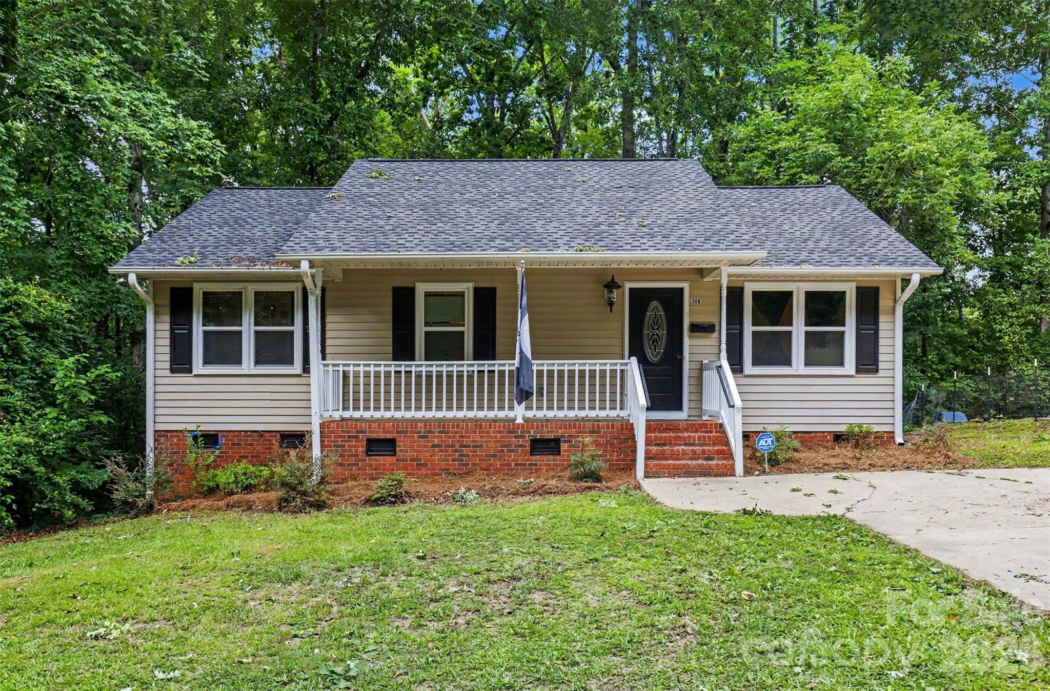Kershaw St, Lancaster, SC 29720 #1