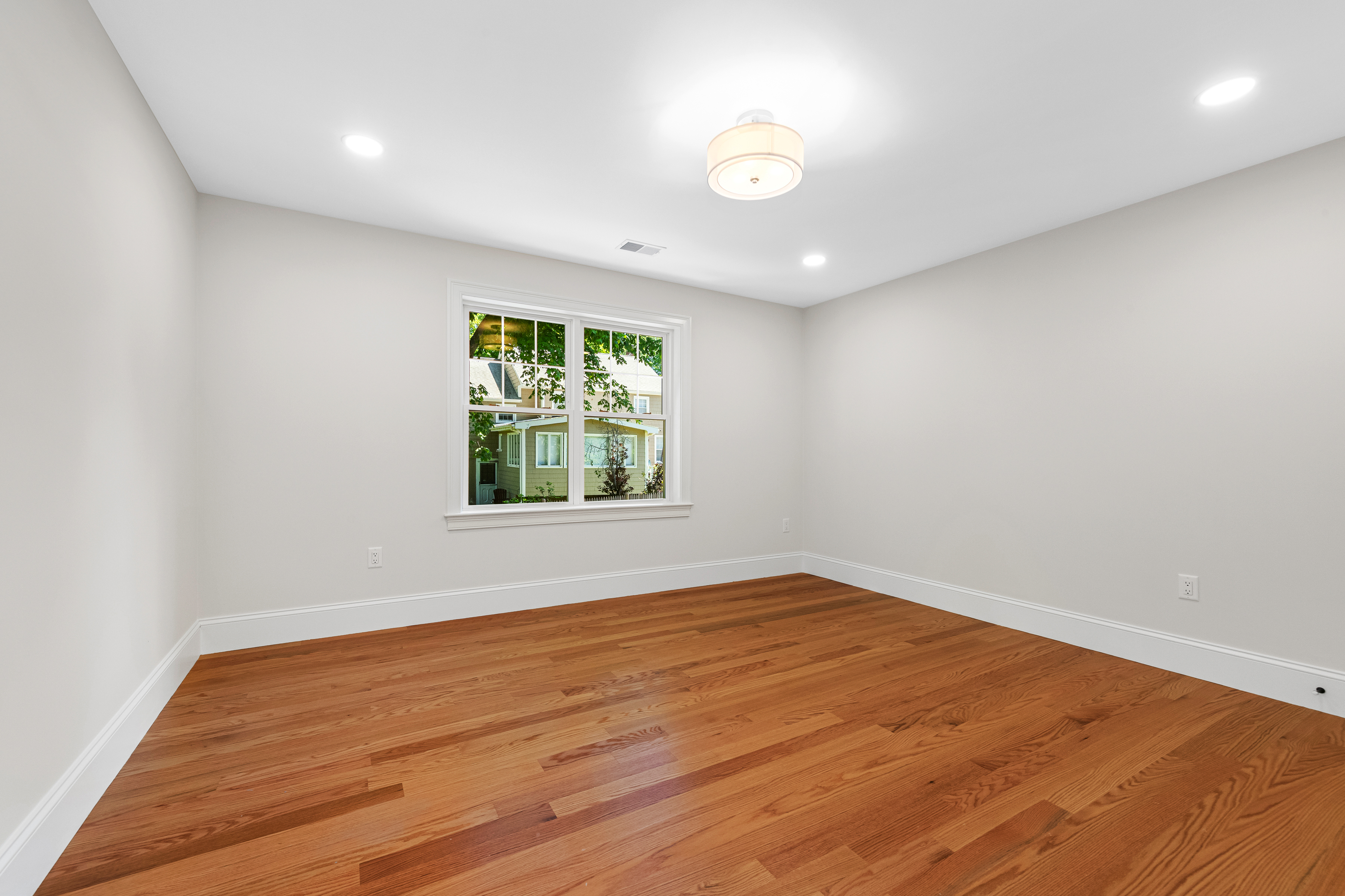  93 Hathaway Circle, Arlington, MA, 02476 - 物件實景