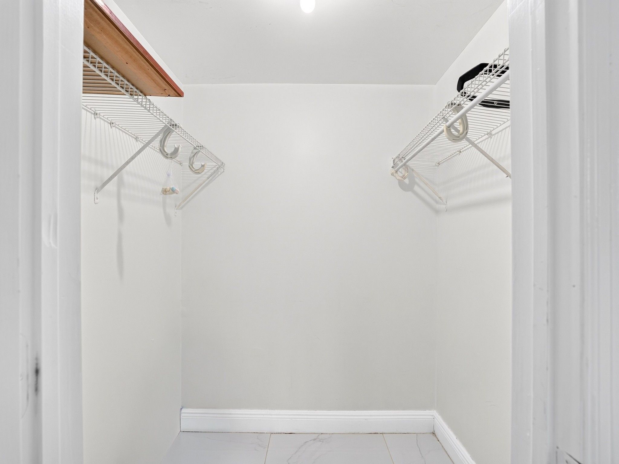  840 Pine Drive, Pompano Beach, FL, 33060 - 物件實景