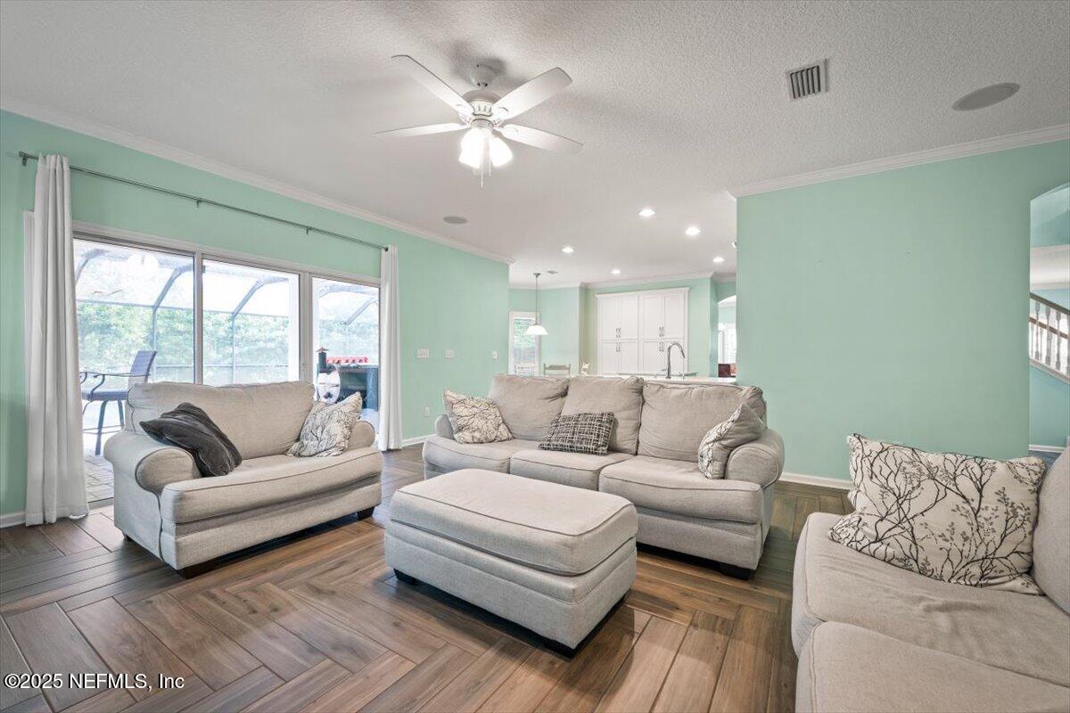 Jacksonville, Florida, 32256, United States, 5 Bedrooms Bedrooms, ,4 BathroomsBathrooms,Residential,For Sale,1974512