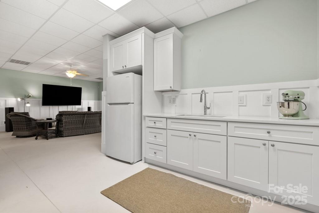 Liberty Hill, South Carolina, 29074, United States, 4 Bedrooms Bedrooms, ,5 BathroomsBathrooms,Residential,For Sale,1876148